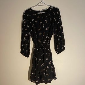 NEW Flower-Patterned Dress - Dynamite